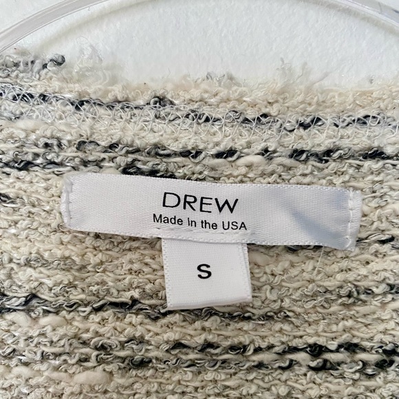 Drew Blazer - Picture 4 of 6